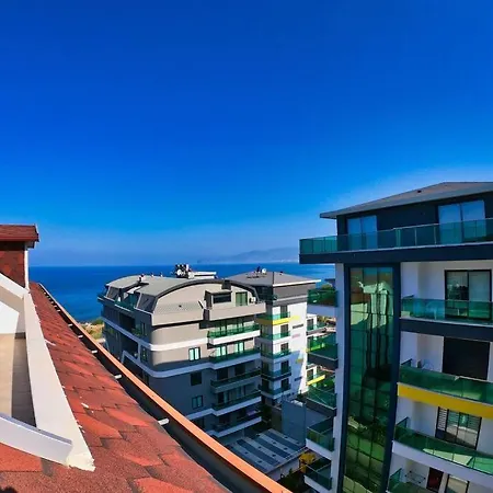 Appartement квартира дуплекс 2+1 на первой линии